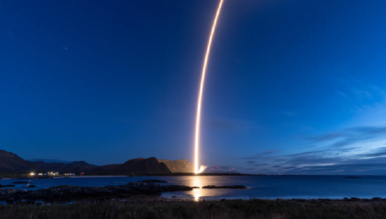 SpaceX竞争对手完成历史性火箭首入轨，称航天行业迫切需要更多发射能力